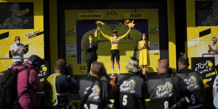 Classifica Tour de France 2022: Jonas Vingegaard è sempre maglia gialla (Foto LaPresse)