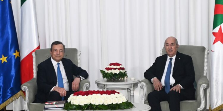 Draghi e Tebboune in Algeria