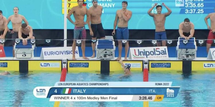 Italia staffetta 4x100 mista nuoto