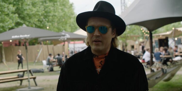 Win Butler degli Arcade Fire (Foto: YouTube)