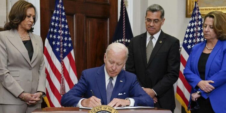 Biden ordine aborto