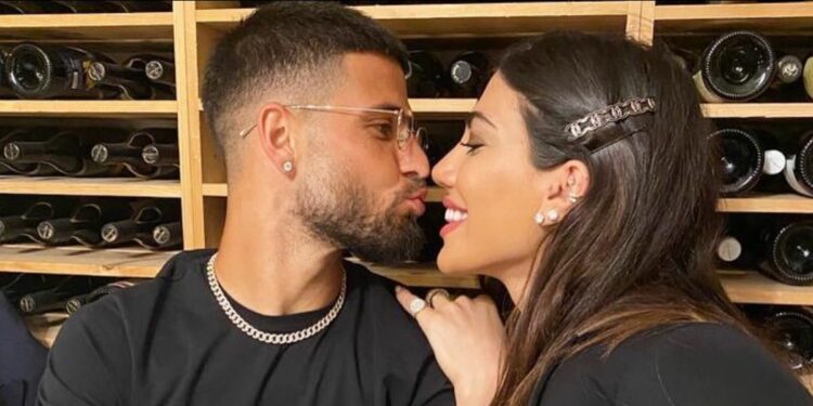 Lorenzo Insigne e la moglie Jenny Darone (Foto: Instagram)