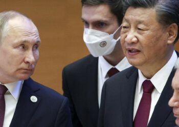 Vladimir Putin e Xi Jinping al vertice Sco di Samarcanda, 14-15 settembre 2022 (LaPresse)