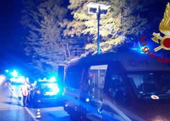 Incidenti oggi, auto fuori strada a Garessio (foto Vigili del Fuoco)