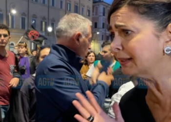 Laura Boldrini contestata durante manifestazione pro aborto