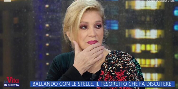 Iva Zanicchi (Rai 1, diretta La Vita in Diretta)