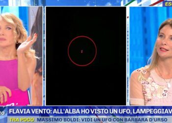 Flavia Vento parla dell'Ufo a Pomeriggio 5