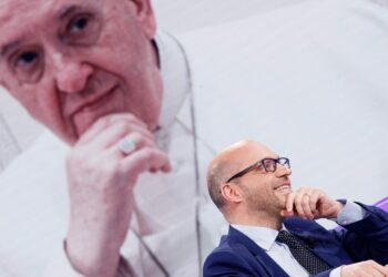 Fontana e il Papa