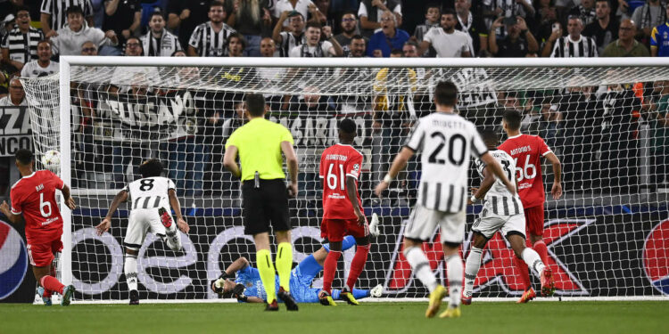 La Juventus riuscirà a "retrocedere" in Europa League? (Foto LaPresse)