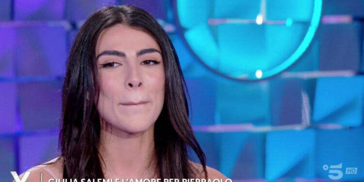 Giulia Salemi (Canale 5, diretta Verissimo)