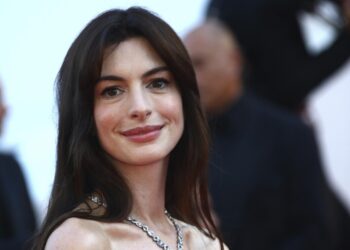 Anne Hathaway