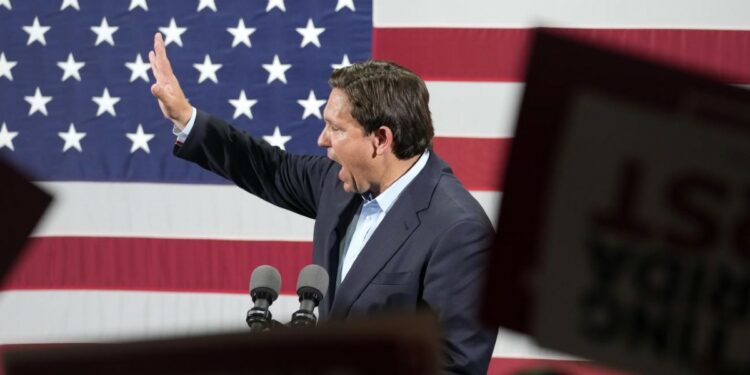 Ron DeSantis, governatore della Florida (LaPresse)