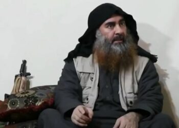 L'ex leader dell'ISIS Abu al-Hasan al-Hashimi al-Qurashi (Youtube)