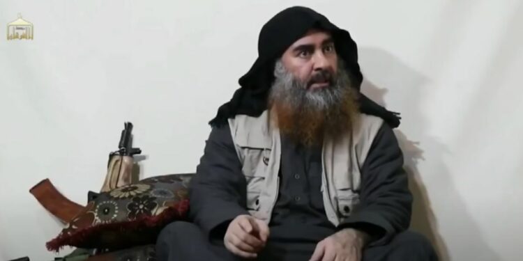 L'ex leader dell'ISIS Abu al-Hasan al-Hashimi al-Qurashi (Youtube)