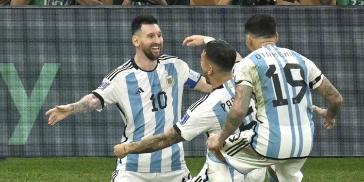 Leo Messi giocherà in Arabia Saudita nella prossima stagione? (Foto LaPresse)