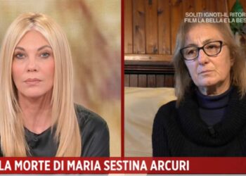 Eleonora Daniele e la madre di Maria Sestina Arcuri (Storie Italiane, 2022)