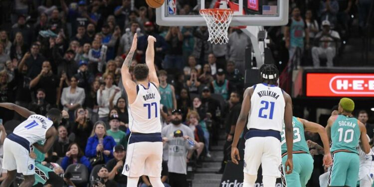 Basket NBA: Luka Doncic può vincere il premio di MVP della regular season (Foto LaPresse)