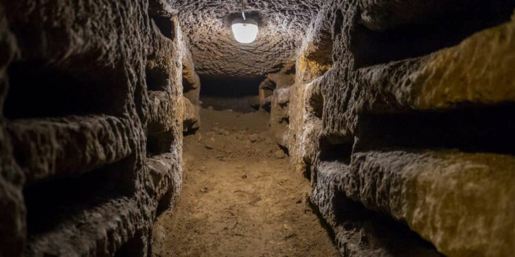 Roma, catacombe di san Callisto (foto dal web)