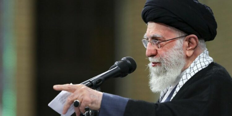 La guida suprema dell'Iran, ayatollah Ali Khamenei (LaPresse)