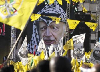 Yasser Arafat ritratto in un murales a Gaza (LaPresse)