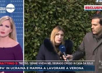 Il caso del 13enne abbandonato in casa dalla mamma a Mattino5