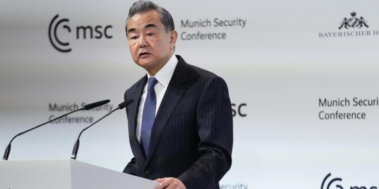 Wang yi, Cina