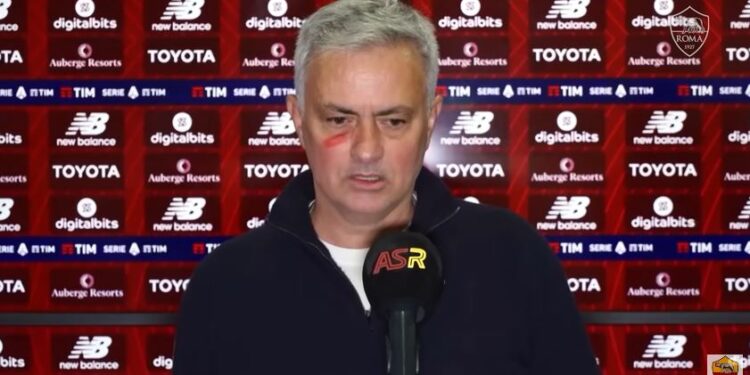 Josè Mourinho, screen da Youtube