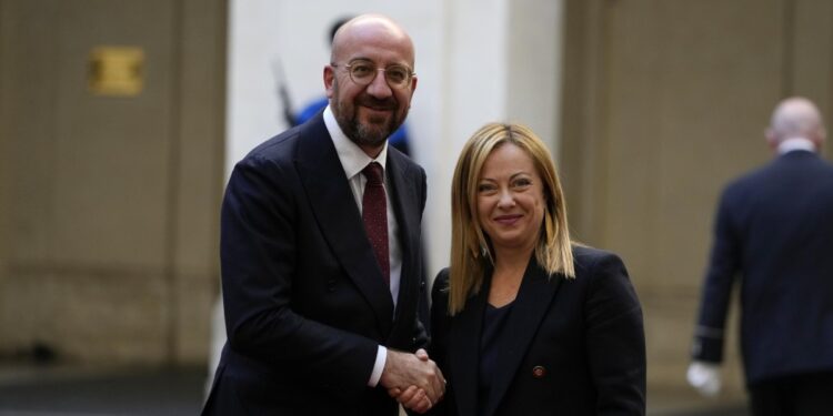 Charles Michel e Giorgia Meloni (Foto: 2023, LaPresse)