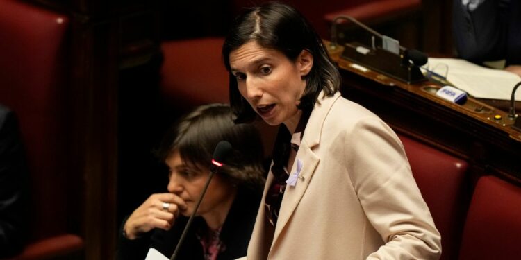 Elly Schlein alla Camera (Foto: 2023, LaPresse)