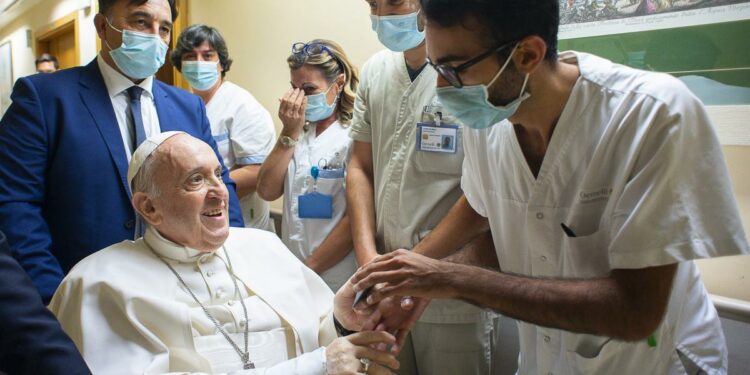 Papa Francesco al Gemelli