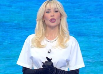 Ilary Blasi, il look a L'Isola dei Famosi 2023 (Foto: Web)