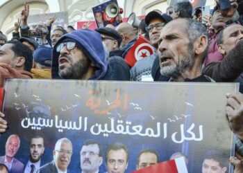 Proteste in Tunisia (LaPresse)