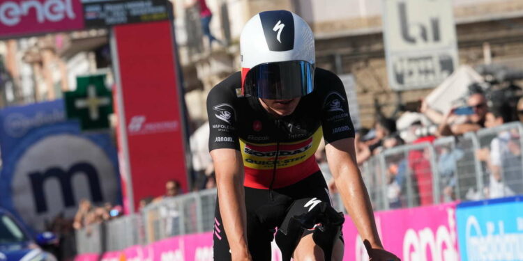 Evenepoel cronometro Giro d'Italia