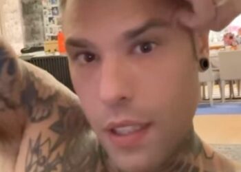 Fedez commenta la prima puntata di "The Ferragnez 2" (Instagram)