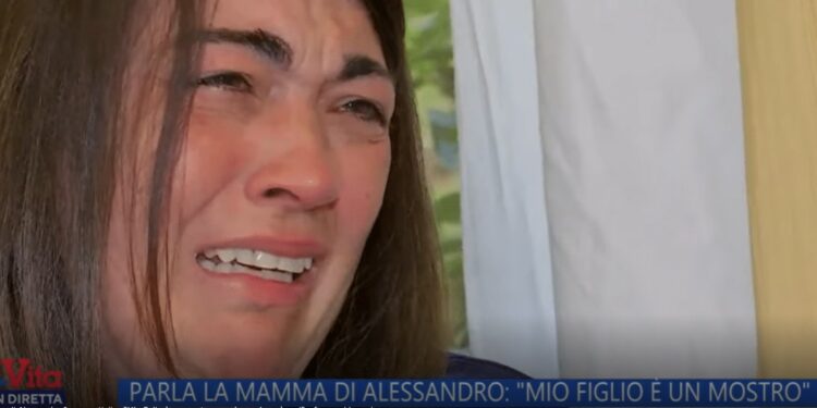 Sabrina Paulis, madre di Alessadro Impagnatiello, parla con "La Vita in Diretta" (Rai1) (foto da videoframe Rai)