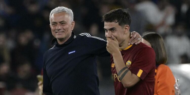 Roma Mourinho Dybala