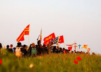 Un momento del pellegrinaggio (foto da nd-chretiente.com)