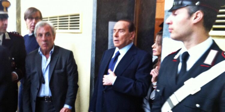 Berlusconi, Procura di Milano