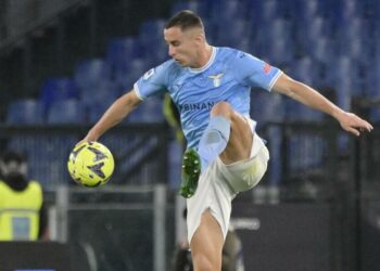 Adam Marušić con la maglia della Lazio (Foto LaPresse)