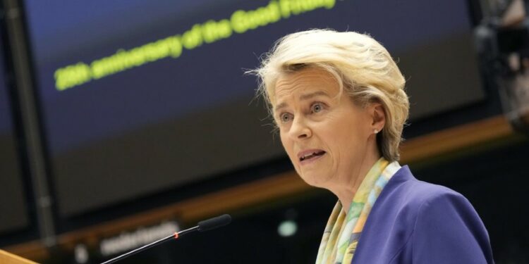 Ursula von der Leyen (LaPresse)