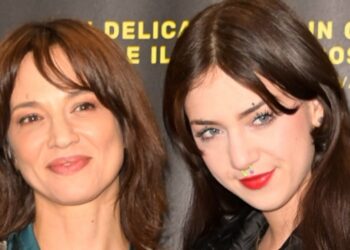 Anna Lou Castoldi con la mamma, Asia Argento