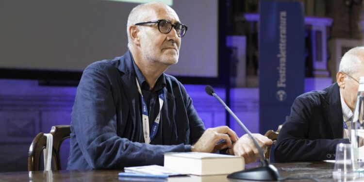 Marco Belpoliti al Festival Letteratura a Mantova (Foto: 2015, LaPresse)