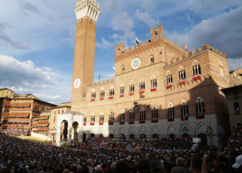 Palio piazza del Campo Siena